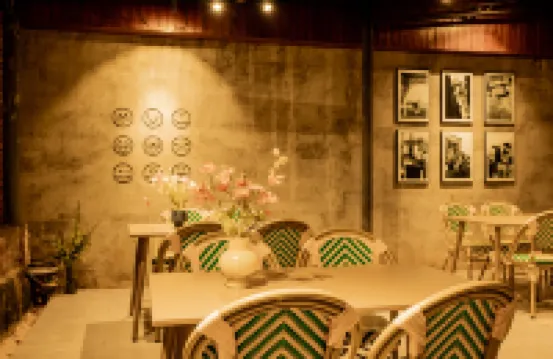 Monet Garden Inn