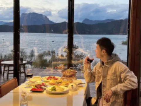 TORRE DE MARFIL Hotels in Ninglang