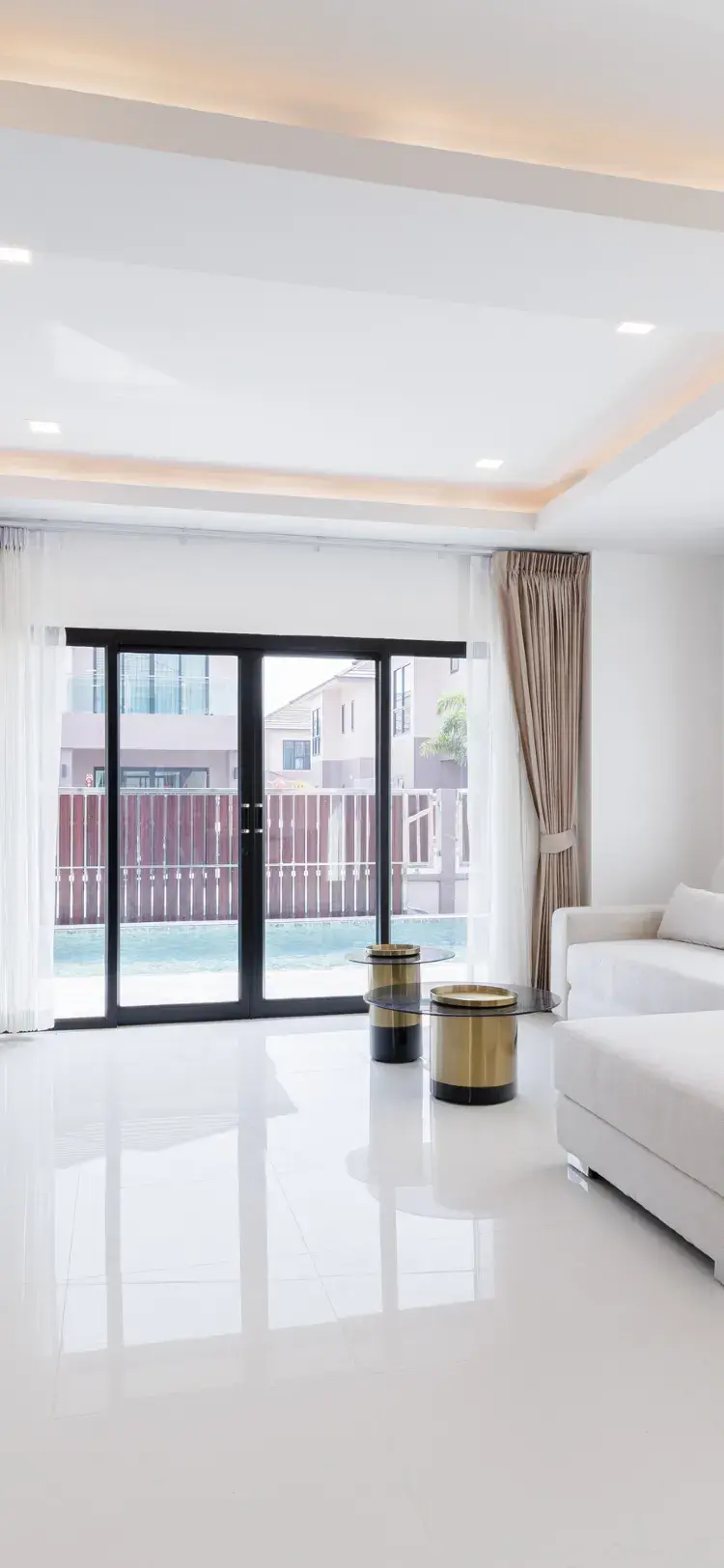 วิลล่าเดี่ยว 4 ห้องนอนพร้อมสระว่ายน้ำ สำหรับ 10 ท่าน พัทยา