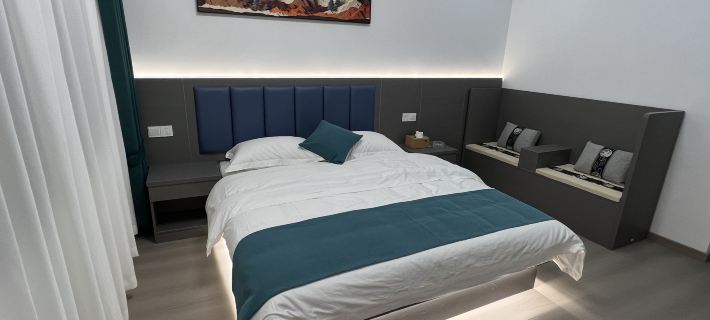 Longhe Homestay Hotels in Lanping