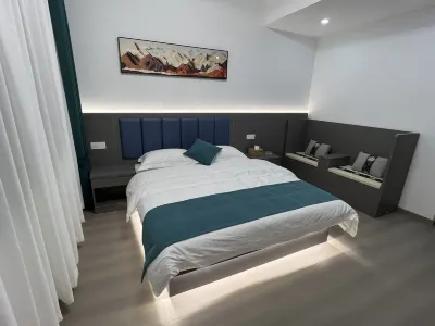 Longhe Homestay
