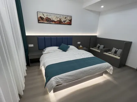 Longhe Homestay Отели в г. Ланьпин