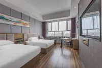 Grand Hyatt Aral Man Hotel