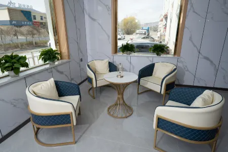 Le Ji Hotel Отели в г. Ташкурган