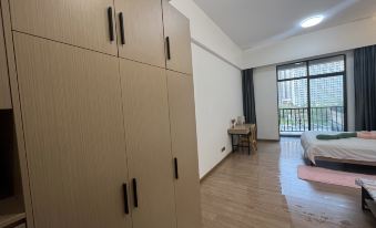 Shenzhen Chuangsheng International Apartment (Guangmingcheng High-Speed Railway Station)