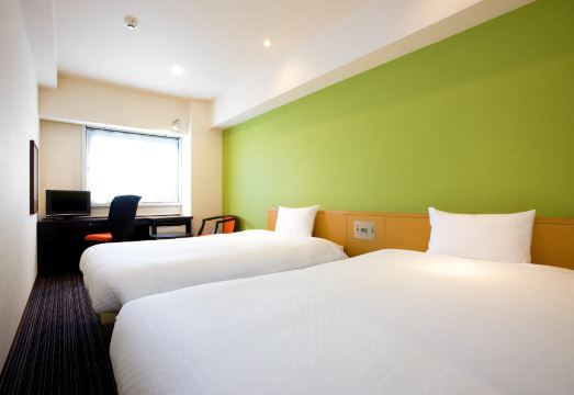 3. 더 비 하카타..