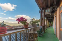 Dishui Danping Ancient City Panoramic Homestay (Lijiang Ancient City Sifang Street) Hotels near Square Market