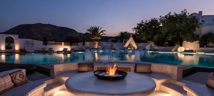 AMĀRIA Beach Resort by NOMÉE Hospitality Group Hotels in Santorini