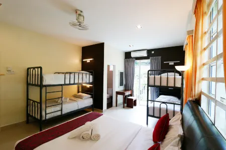 Golden Lodge