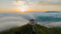 Panda Prince Hotel Dazhou - Mountain view