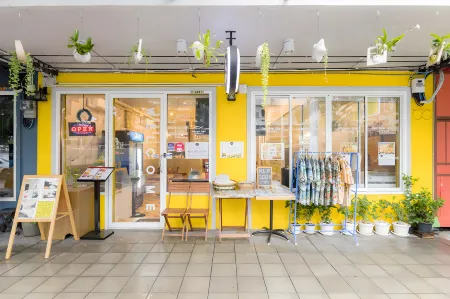 Hostel Lemon Siam Petchaburi Road