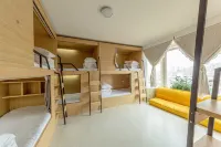 Buji Hostel Hôtels à : 