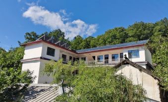 1. 天池山青花台.民..