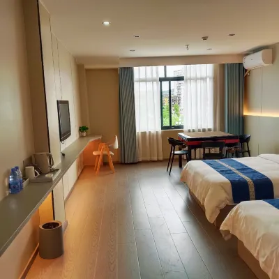 Zhongshan Business Hotel Hotels in Guangze