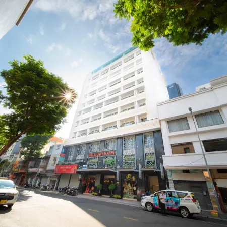 Saigon Hotel Dong Du Отели рядом с достопримечательностью «Манна»