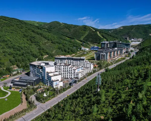 โรงแรมซานลู่ โรงแรมในจางเจียโข่ว