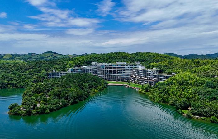 HENTIQUE RESORT TIANMU LAKE