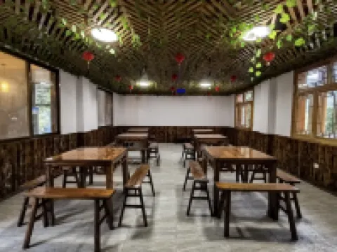 Bamboo Shadow Leisure Resort Hotel