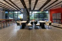 Ibis Hotel (Wenzhou University Town)