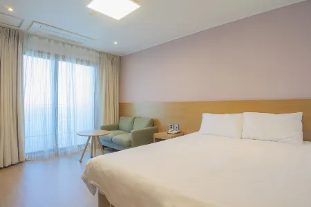 Sims Hotel