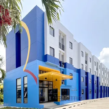 Hop Inn Krabi Hotels near Wat Kaeo Korawaram
