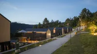 Bobocabin Patra Parapat, Toba - 홈스테이