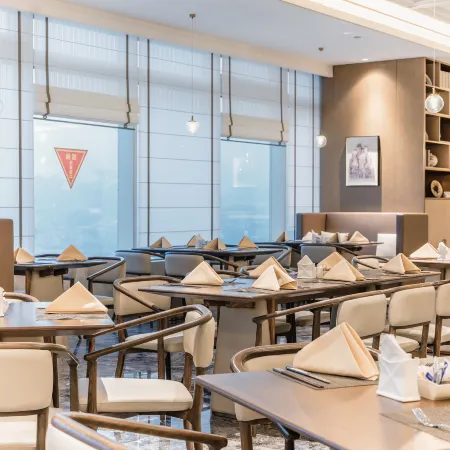 WHITE SWAN HOTEL ZHANJIANG
