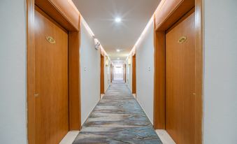 Uropa Garden Hotel