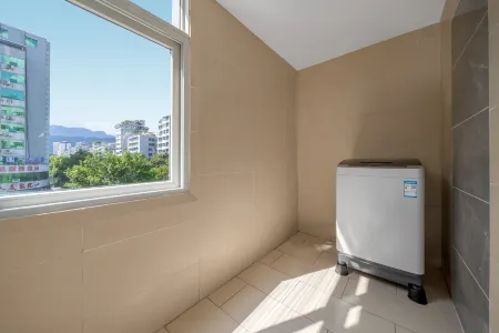 Bihao Business Hotel Отели рядом с достопримечательностью «Chongqing Vocational Institute of Tourism»