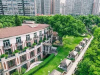 Lilac Garden Hotel Hotels near Beijiang Night Cruise(Gold No. 1 Wharf)