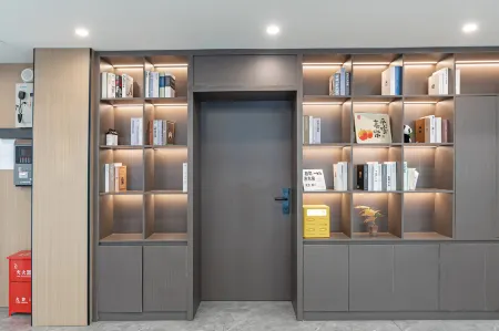 Daye City Jifeng Hotel