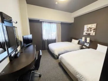 Hotel Route-Inn Fukui Ekimae