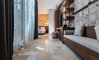 Belmondo Suites .Old Town Antalya