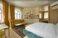Malakhovka Palace Hotels near Lytkarino