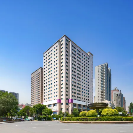 OKDAY Hotel (Xining Central Square, Xining)