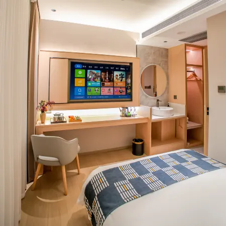 Aifei Hotel (Ankang Railway Station High-tech Development Zone)