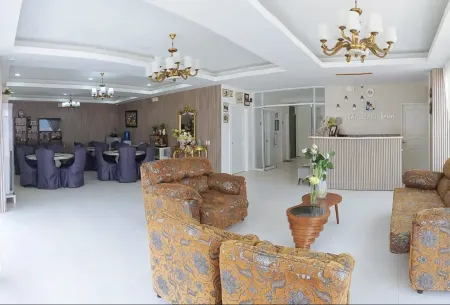 RedDoorz @ PWL Exclusive Resort Cebu Отели в г. Согод