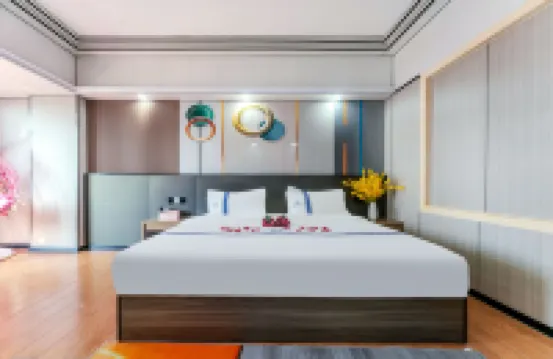 Lanerdun Grand Hotel (Dongfang High-speed Railway Station)