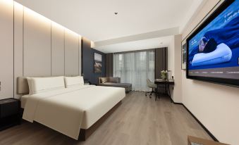 Atour Hotel Wuxi East Station South Square