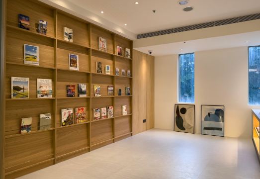 나인 호텔 대표 이미지