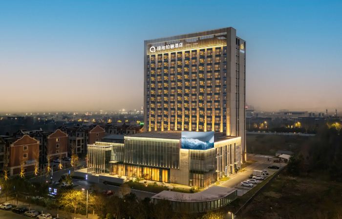Greenland Qube Hotel