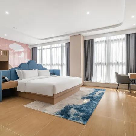 Jifeng International Hotel (Nanbu County  Branch)