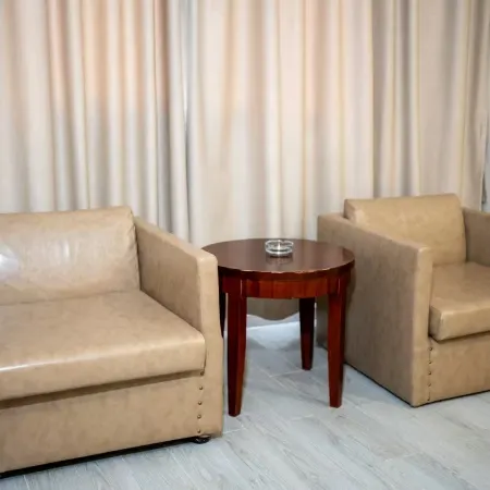 Danya Hotel (Zhenjiang Danyang Wuyue Plaza)
