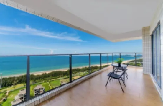 Xingchenwan Scenic Resort Apartment (Wuchuan Dinglongwan Desasi Water World)