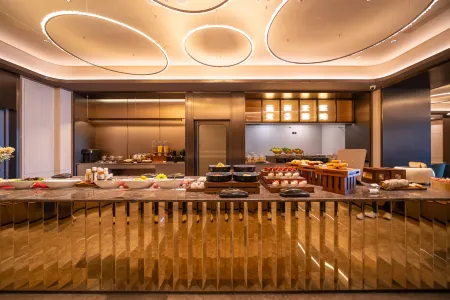 Crystal Orange Hotel Shenyang Qingnian Street Jinlang Plaza Отели рядом с достопримечательностью «Shenyang Science Palace»