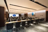 Hampton by Hilton Nanning East Station - Business