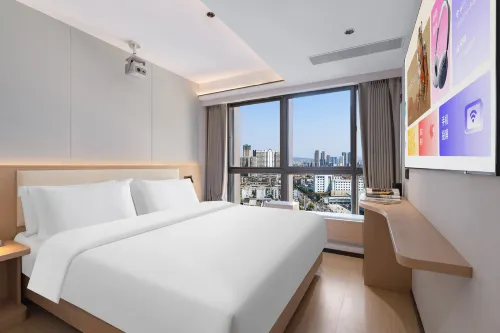 Qianhong Hotel (Kunming Station) - 2-Star