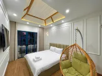 SUNRISE WILLA 4 BEDROOMS Hotels in Tien Thanh