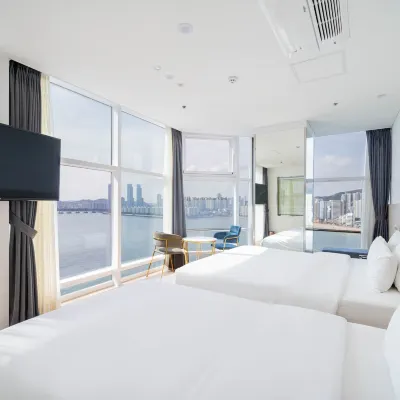 Gwanganli Hotel Ocean View Hotels near Gwangan Bridge