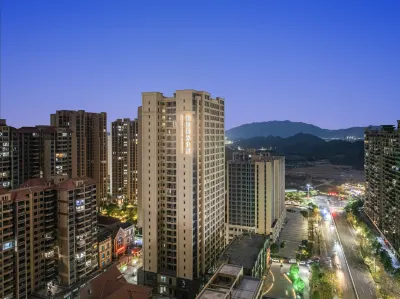 Poltton International Apartment (Qingyuan Qiaoshun Square Branch) Hôtels à : Qingyuan